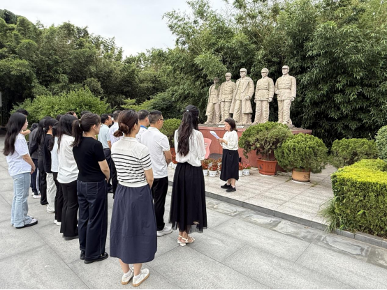 yl7703永利集团开展“红土铸魂守初心 实干担当践使命”主题党日活动